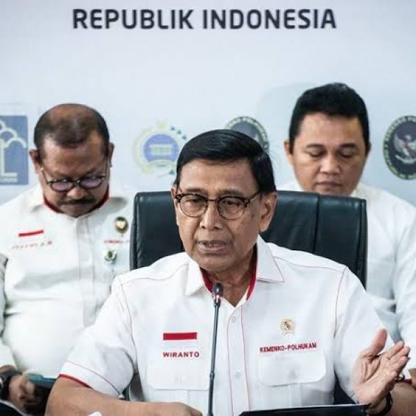 Wiranto Tuding Ada Kelompok yang Berupaya Membatalkan Pelantikan Jokowi