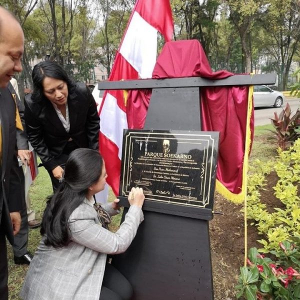 Jadi Inspirasi Perdamaian, Patung Bung Karno Berdiri Gagah di Mexico City