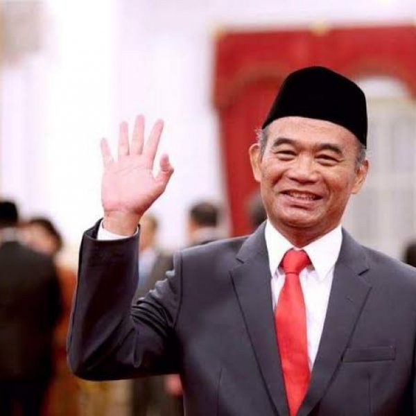 Jokowi Tunjuk Muhadjir Effendy Jabat Menteri Sosial Sementara