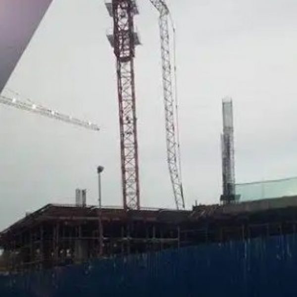 Olah TKP Crane Patah Timpa Pekerja di Kompleks Transmart Kubu Raya, Wartawan Dilarang Masuk