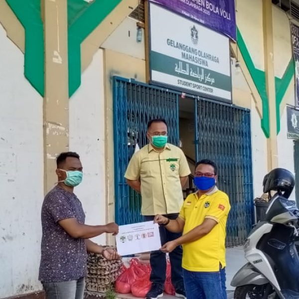 Satgas Gerakan #Angkat1Saudara Bantu Mahasiswa Perantauan yang Berkuliah di IAIN Pontianak