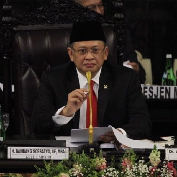 New Normal, Ketua MPR Sebut Kasus Covid-19 Masih Terus Meningkat