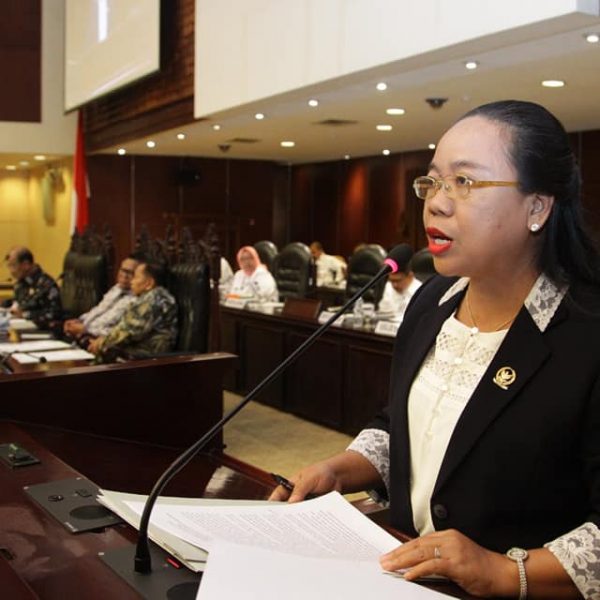 Maria Goreti Pertanyakan Peran DPD Dalam Penundaan Pilkada