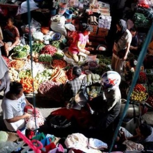 439 Pedagang Pasar Tradisional Positif Covid-19