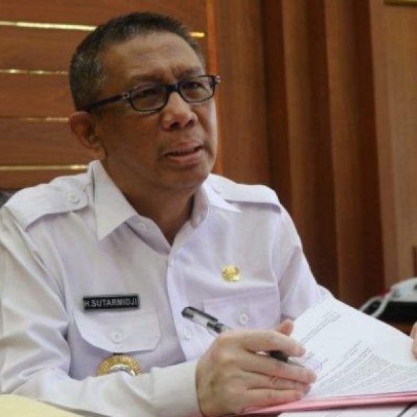 Wacanakan Siswa SMA/SMK Tak Wajib Pakai Seragam Sekolah, Sutarmidji Ancam Ganti Kepsek yang Tak Patuh