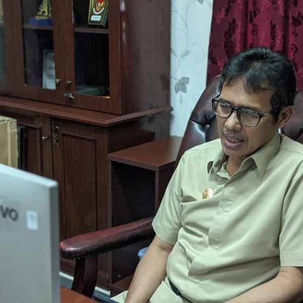 Gubernur Sumbar Instruksikan Warga Pasang Bendera Merah Putih Satu Bulan Penuh