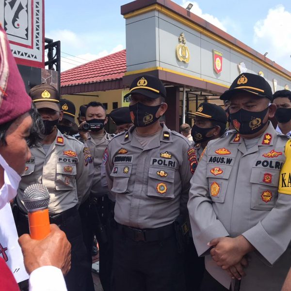 Kelompok Masyarakat Sihaporas Tuntut Keadilan Buntut Kisruh dengan TPL