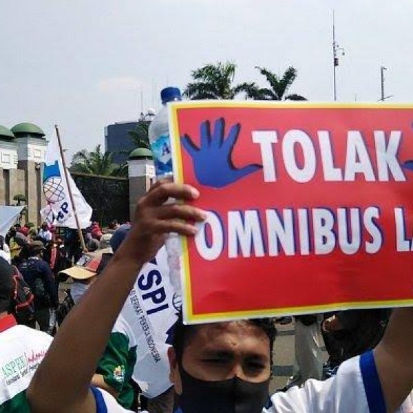 Tolak Omnibus Law 6-8 Oktober, Dua Juta Buruh Ikut Mogok Nasional