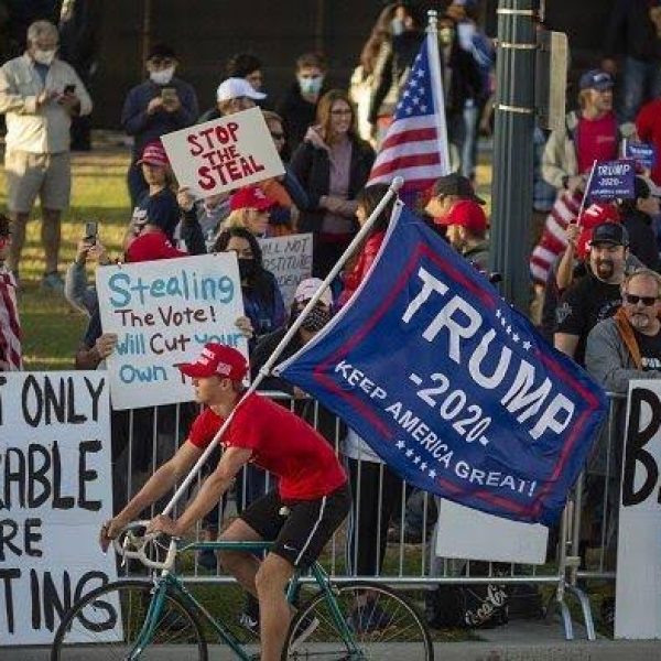 Berujung Rusuh, Aksi Protes Pendukung Trump Tuai Berbagai Kecaman