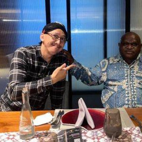 Abu Janda dan Natalius Pigai “Bermesraan”, Ketua KNPI Lontarkan Protes