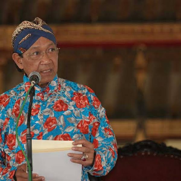 Sultan HB X Mengaku Diminta Jokowi untuk Jembatani Pertemuan dengan Megawati