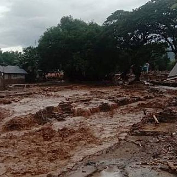 Rachmat Gobel Minta Pemerintah Tetapkan Status KLB Bencana di NTT