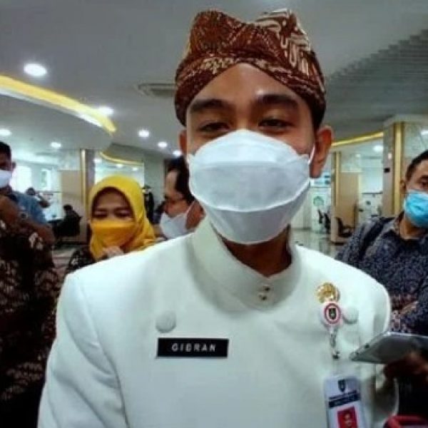 Gibran Persiapkan Rp110 Miliar untuk Penanganan Pandemi Covid-19 di Solo