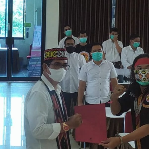 Deklarasi Pemuda Dayak Kalbar: Tolak Intoleransi dan Ajak Sukseskan Vaksinasi