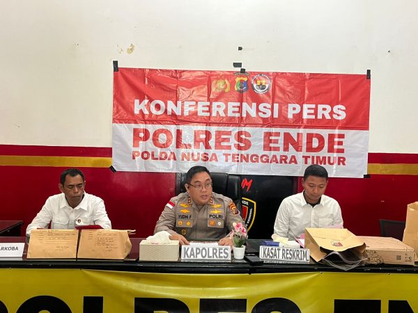 Polres Ende Bongkar Jaringan Sabu Surabaya, Dua Pemuda Pengangguran Jadi Tersangka