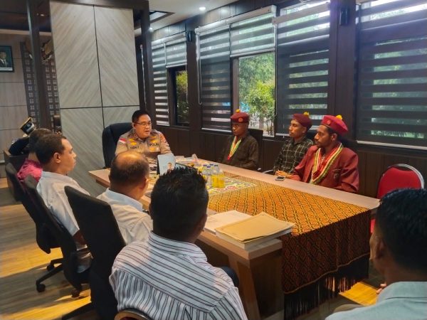 Bangun Sinergi Positif, Kapolres Ende Terbuka Terima Masukan PMKRI Terkait Berbagai Kasus Hukum