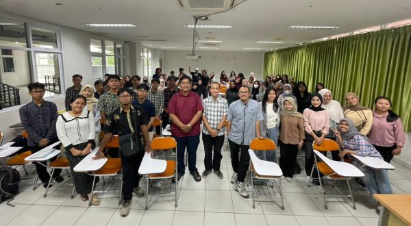 Pelatihan Penulisan Artikel Sejarah Populer Dimulai, Mahasiswa Lintas Prodi UNTAN Dibekali Prinsip Dasar Jurnalistik dan Opini Publik