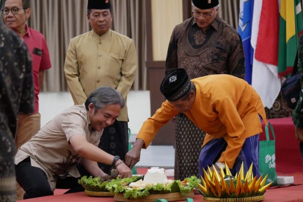 Dari Kemerdekaan Menuju Masa Depan: De Britto Membuka Perjalanan Dasawindu 2028