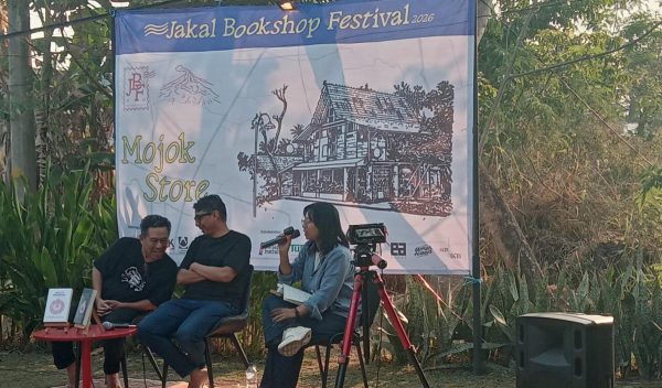 Diskusi Buku Reset Indonesia di Toko Buku Mojok: Soroti Oligarki, Pengrusakan Alam, dan Konsep Ekonomi Biru
