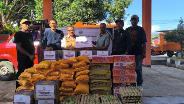 Aksi Solidaritas, Keluarga Ende Malang Salurkan Bantuan Bagi Korban Gempa Flores
