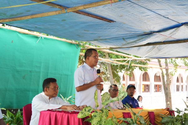 Tinjau SMA Katolik Syuradikara, Gubernur Melki Tegaskan Perhatian Pemerintah Merata bagi Sekolah Negeri maupun Swasta