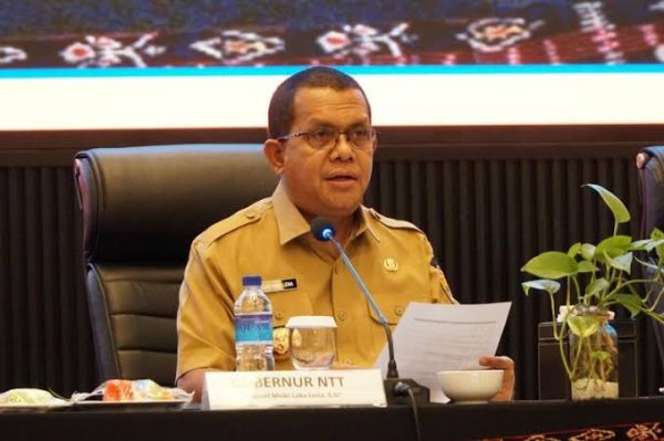 Buka Program Dasa Cita di TTU, Gubernur Melki Laka Lena Dorong Hilirisasi Tenun NTT