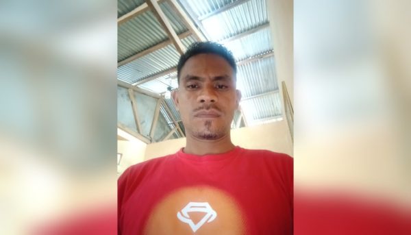 Warga Loworongga Ende Belum Nikmati Listrik PLN, Siap Gotong Royong Pikul 18 Tiang